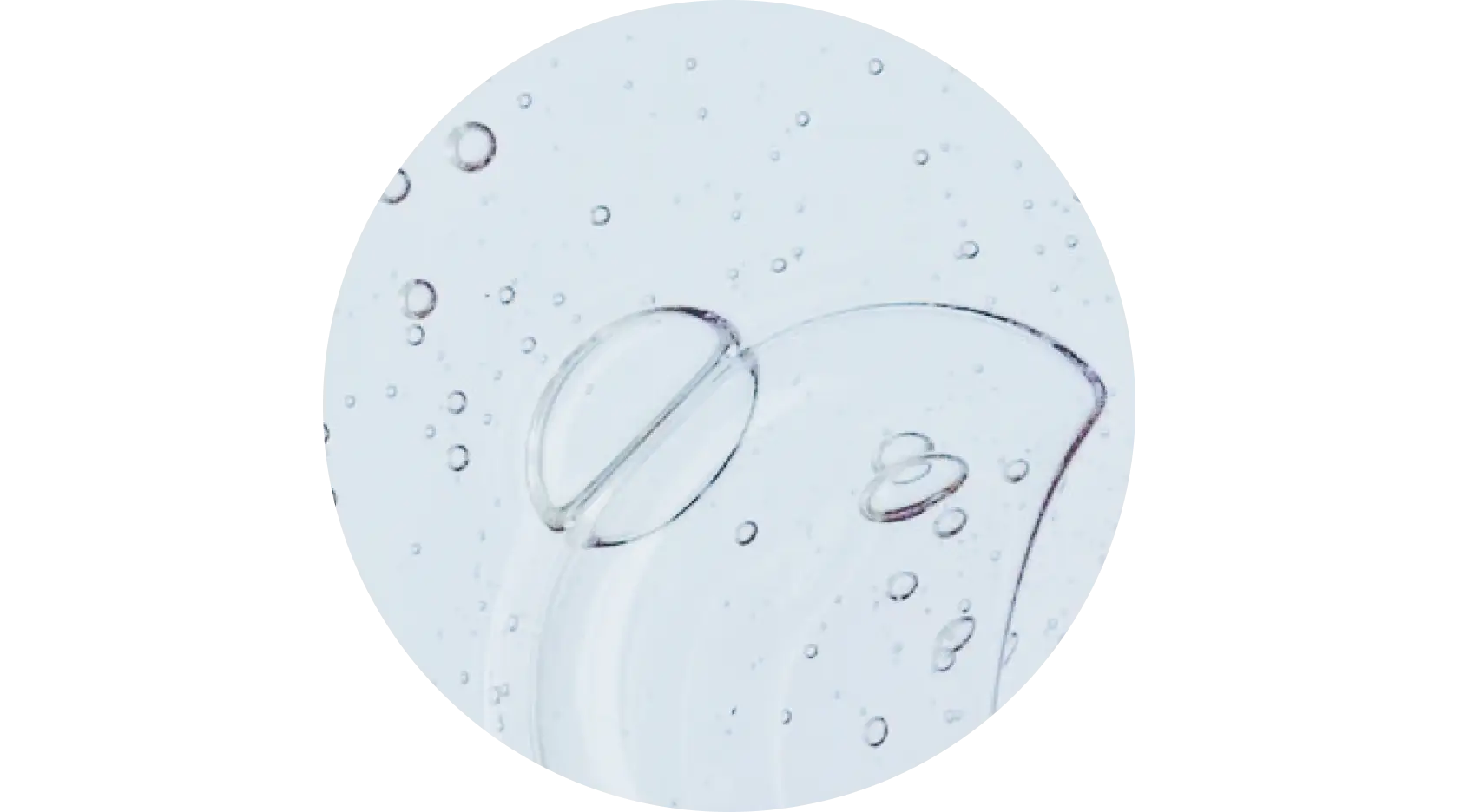 Locks in moisture post-wash, hydrates deeply, and prevents tightness or dryness without leaving a sticky or greasy finish.
